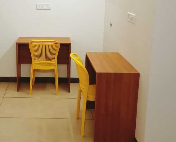 Wardrobe With Locker